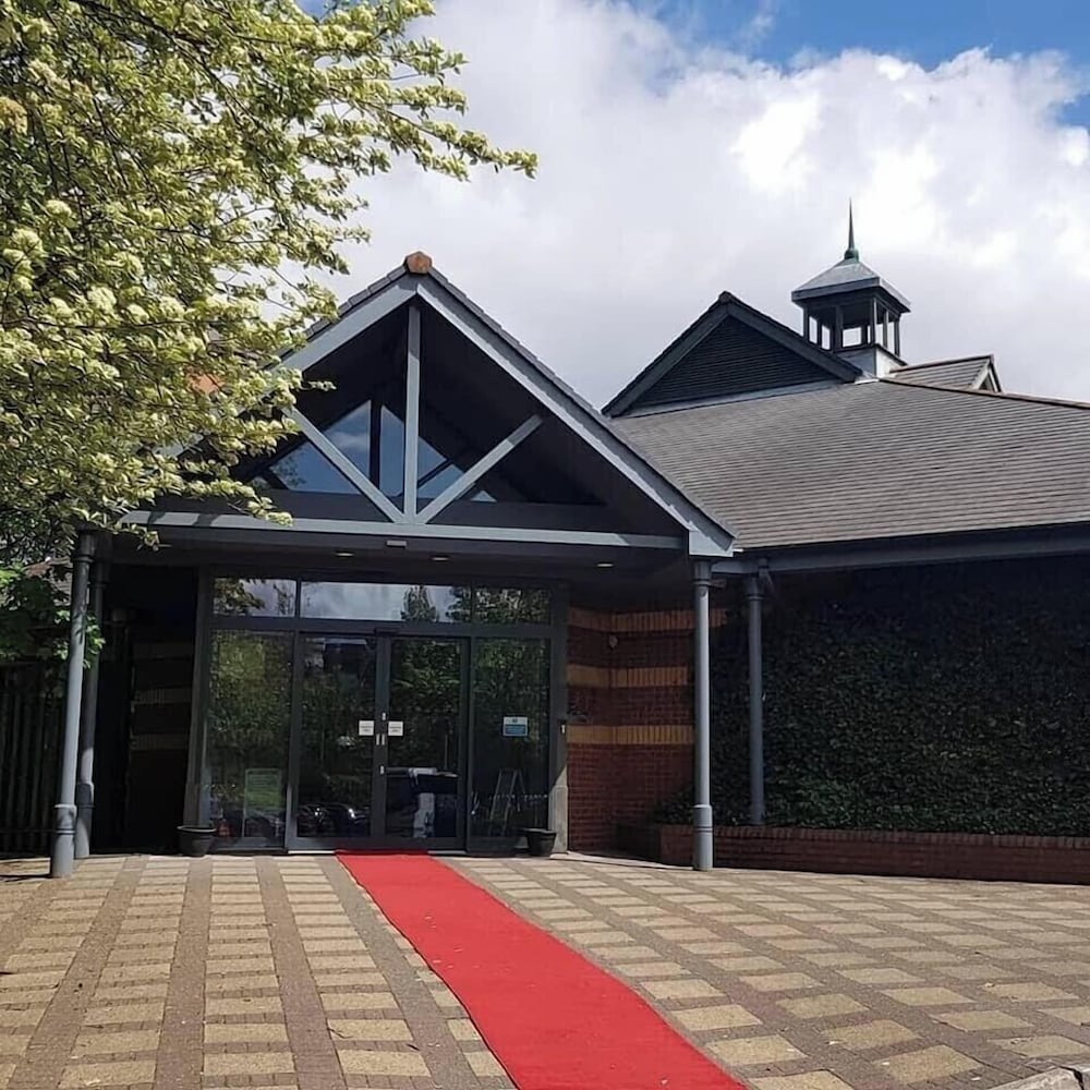 Wigan Oak Hotel