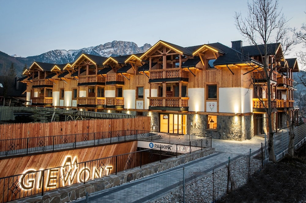 Zakopane - Aparthotel Giewont Zakopane