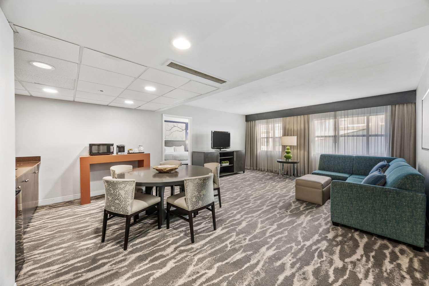 Suite, junior
