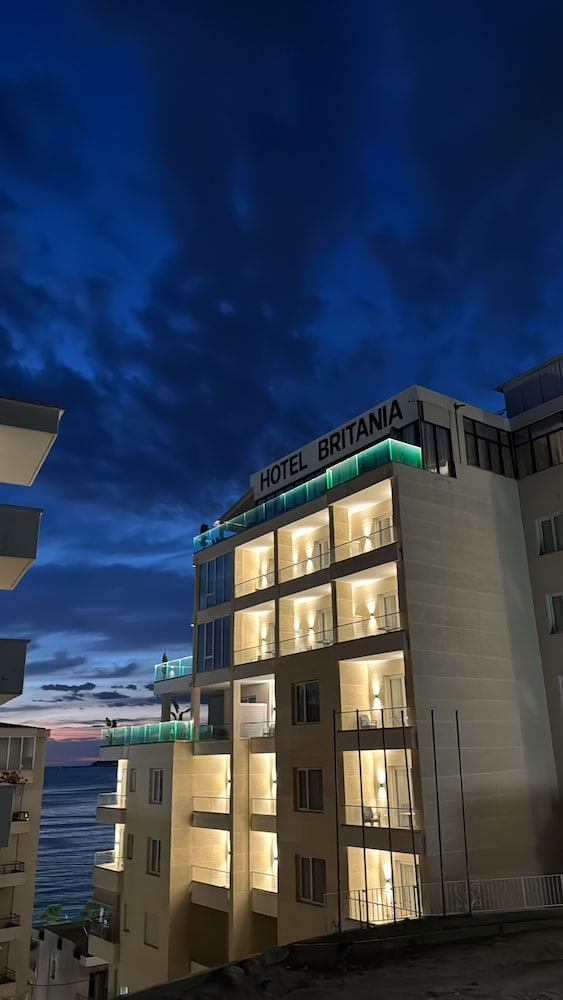 Milano - Valona - Hotel Britania