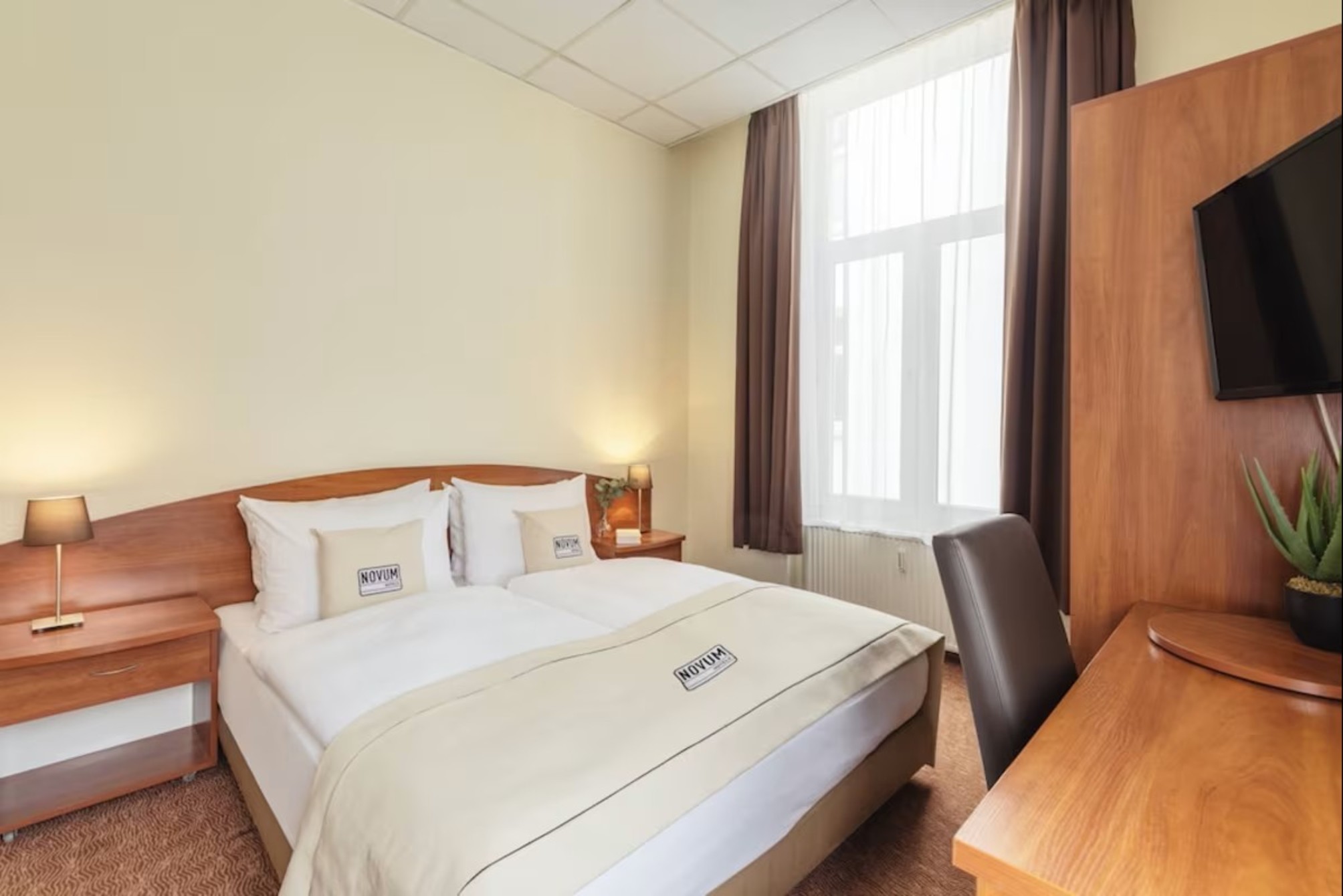 Standard double room