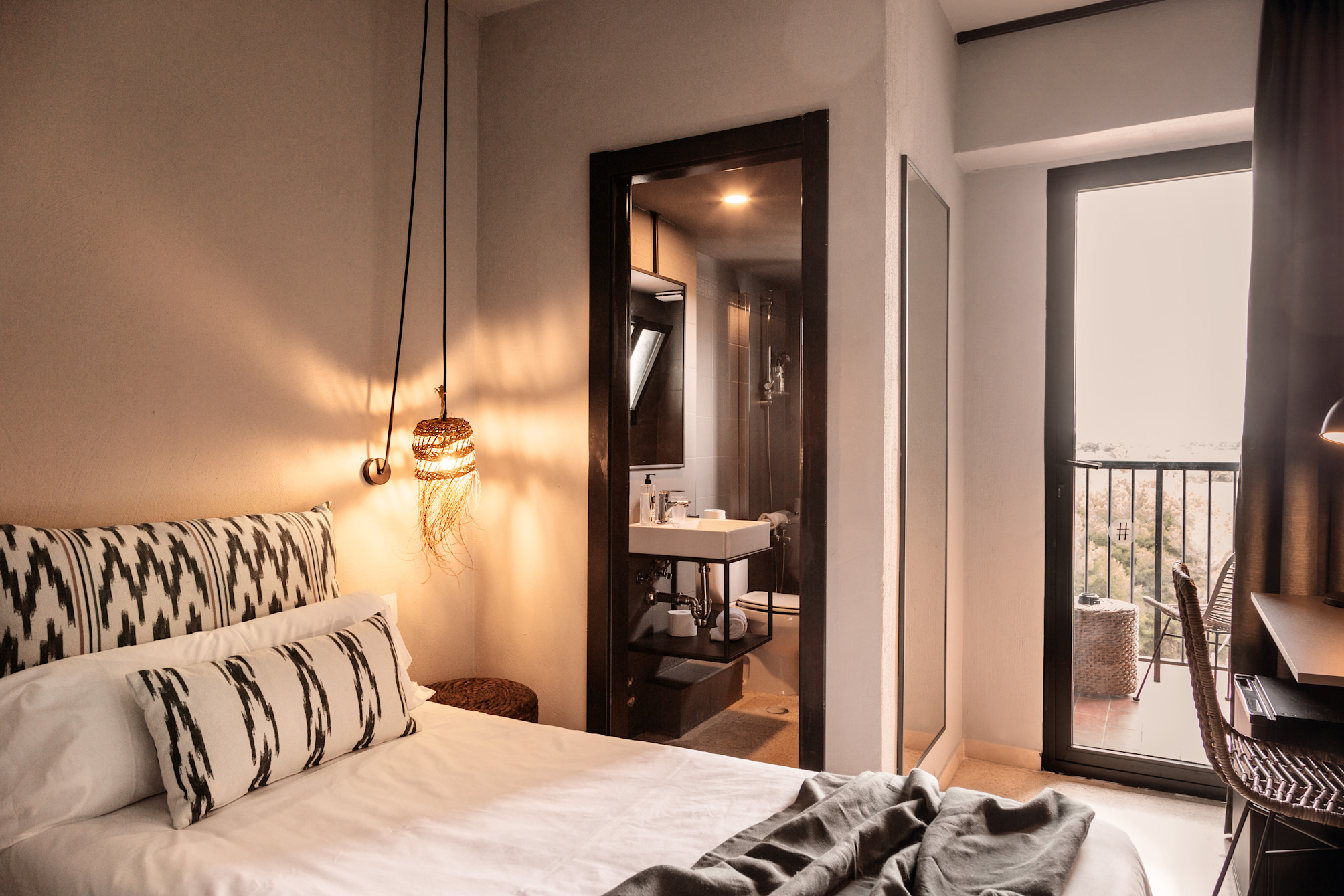 Twin room with pool view