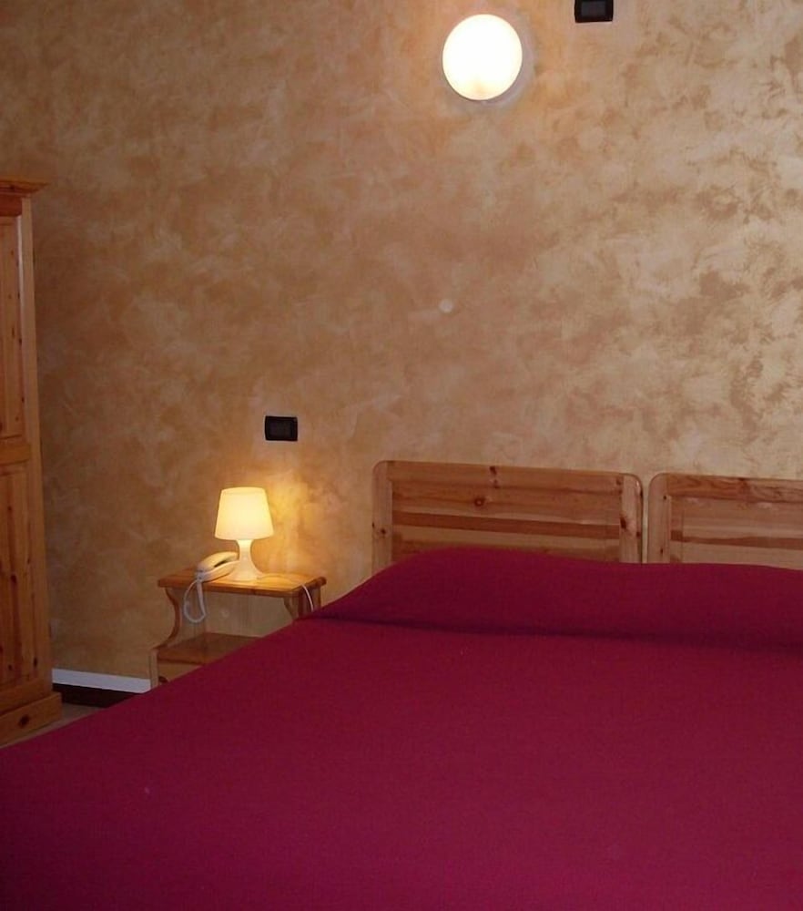 Stockholm - Peschiera del Garda - Albergo quatro pini