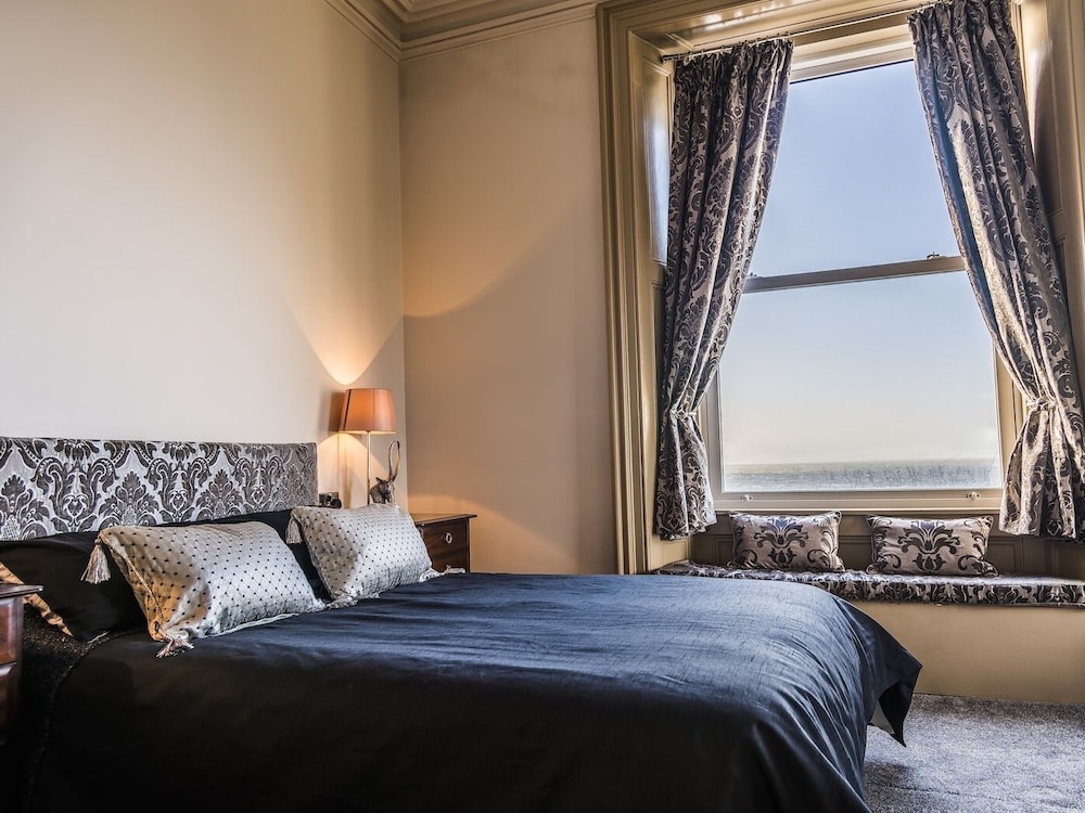Mount Stewart Hotel