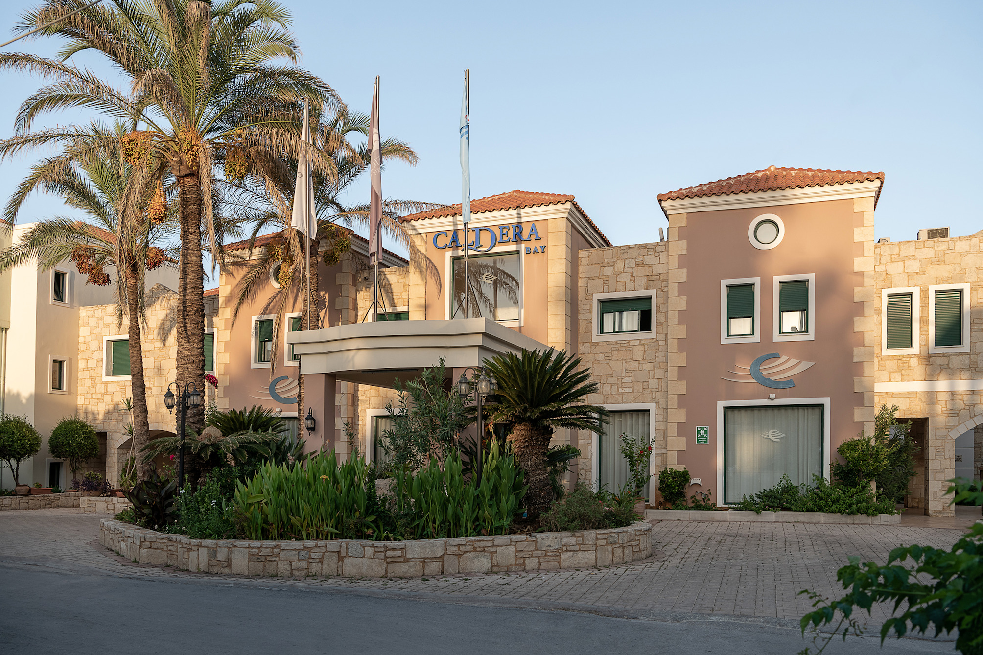 Göteborg - Platanias (Crete) - Caldera Bay
