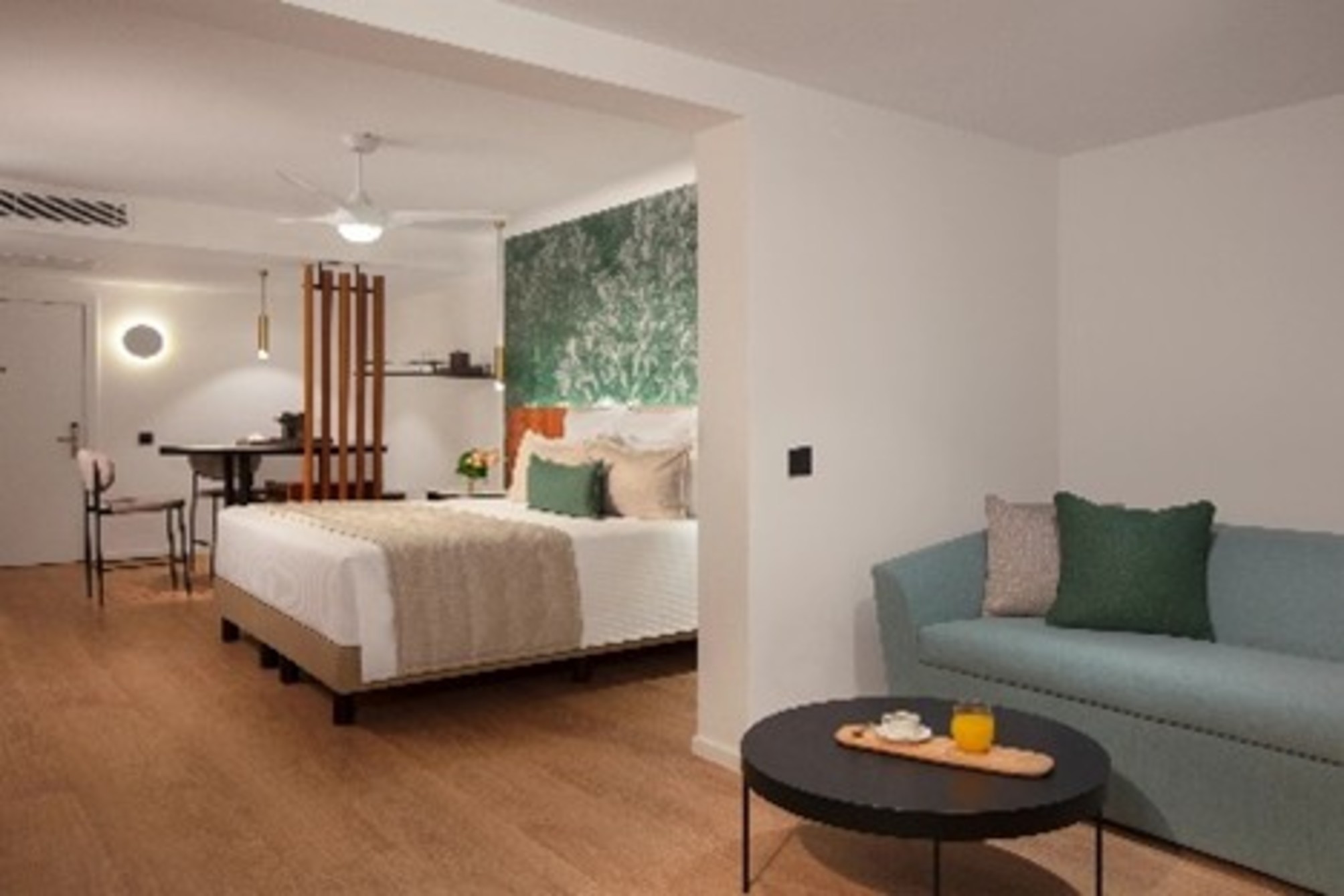 Junior suite family room