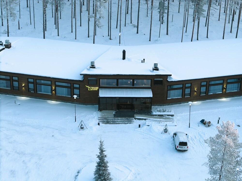 Bari - Levi - Balder Luxury Lodge & Glass Igloos