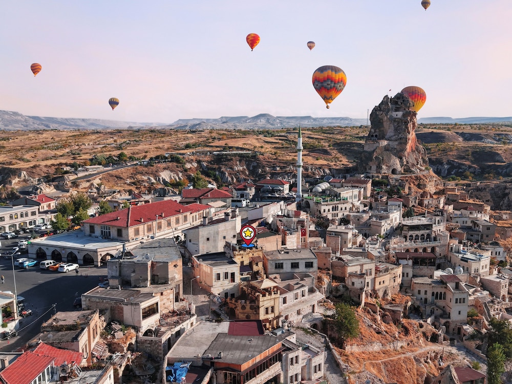 Milano - Nevsehir - Castle Inn Cave Cappadocia