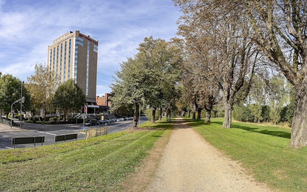 Napoli - Dusseldorf - Crowne Plaza DUSSELDORF - NEUSS by IHG