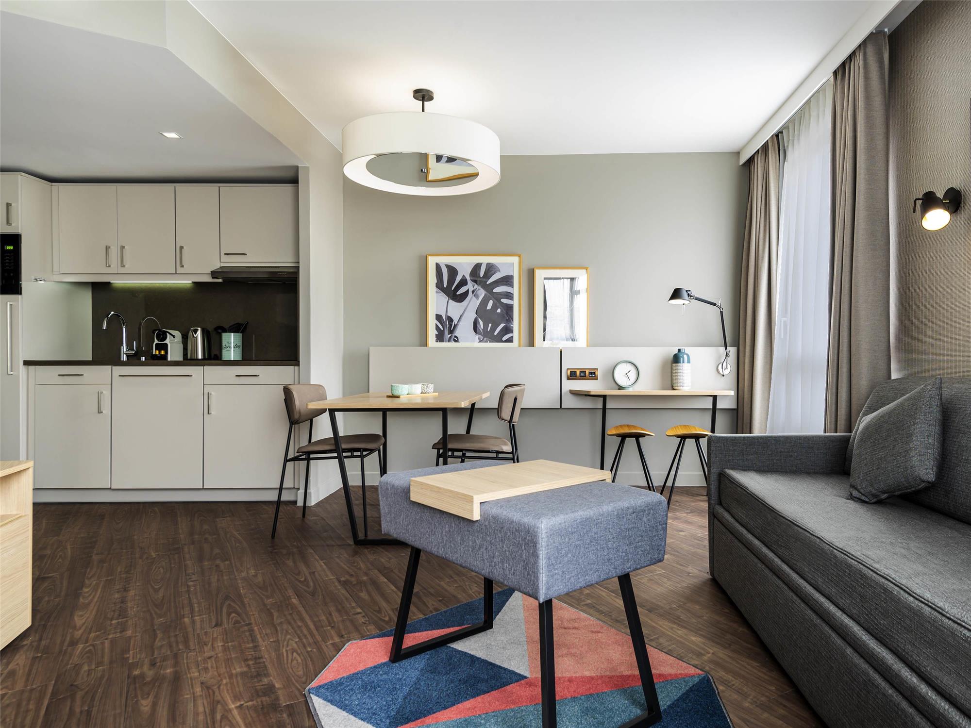 Cagliari - Parigi - Aparthotel Adagio Paris Suresnes Longchamp