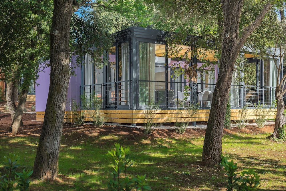 Bale - Camping Homes Mon Perin