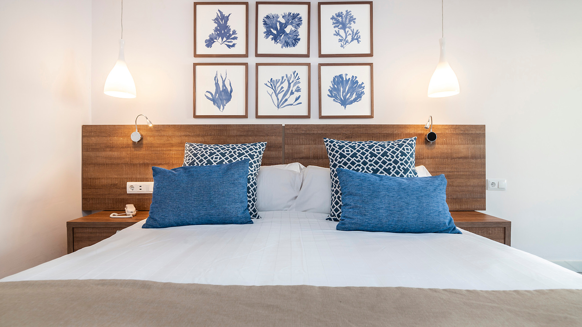 Deluxe zweibett-/doppelzimmer mit meerblick