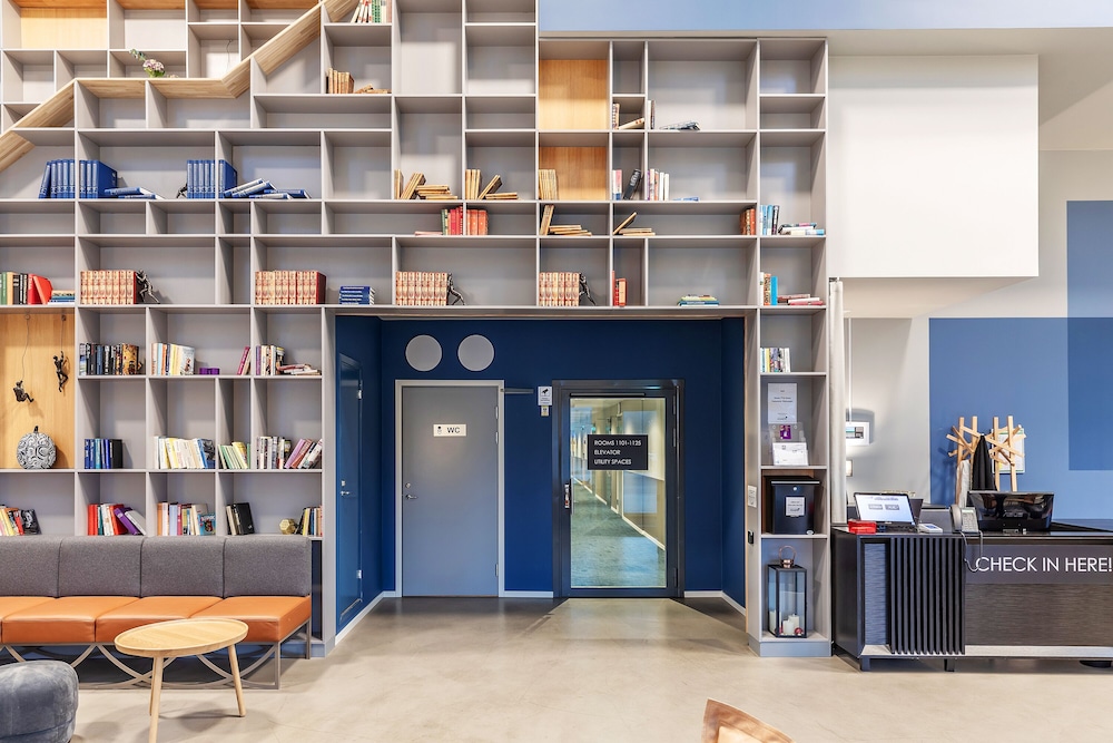 Hamburg - Stockholm - Part-Time Home TÃ¤by