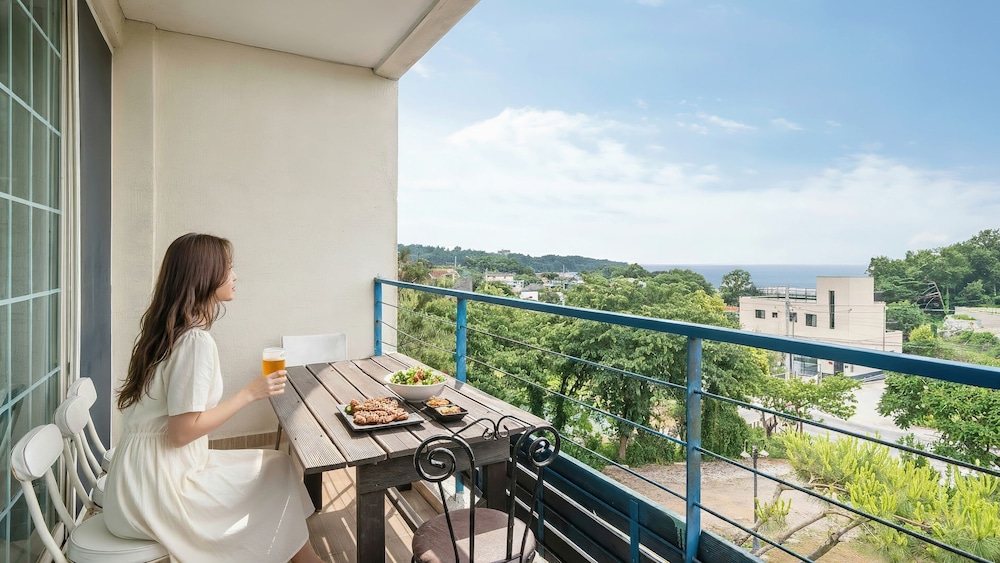 Ganghwado Happyvilly Pension