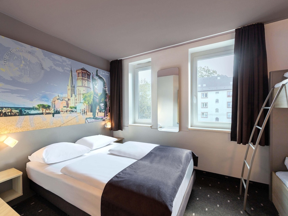 Milano - Dusseldorf - B&B HOTEL Düsseldorf-Mitte