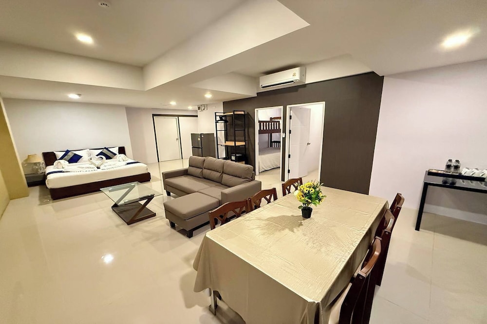 Catania - Patong Beach - The Thames Pool Access Resort & Villa - SHA Extra Plus