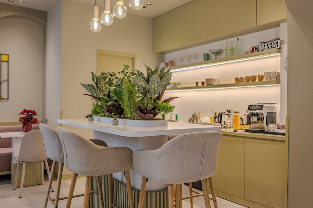 Brindisi - Tirana - Villa Noem