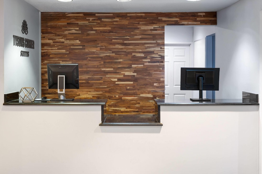 Hamburg - Vienna (VA) - Tysons Corner Suites, A Baymont by Wyndham