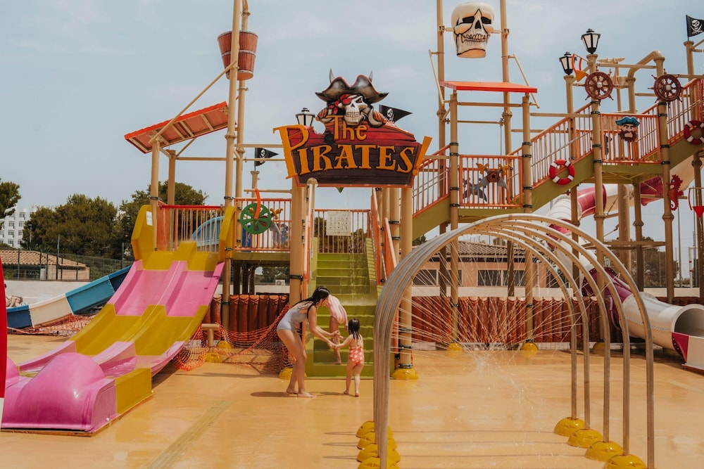 Genova - Calas de Mallorca - HYB Eurocalas