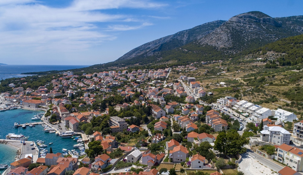Bologna - Isola di Brazza, Croazia - Apartments Villa Azzurra Bol