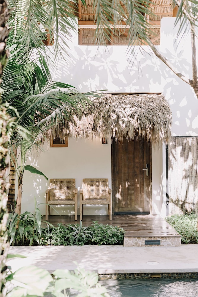 Milano - Nosara - The Nomadic Hotel