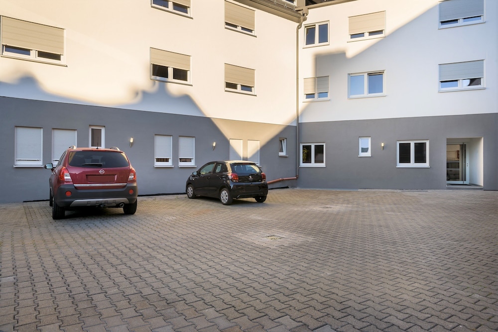 Napoli - Stoccarda - Garner Hotel Stuttgart - Zuffenhausen by IHG