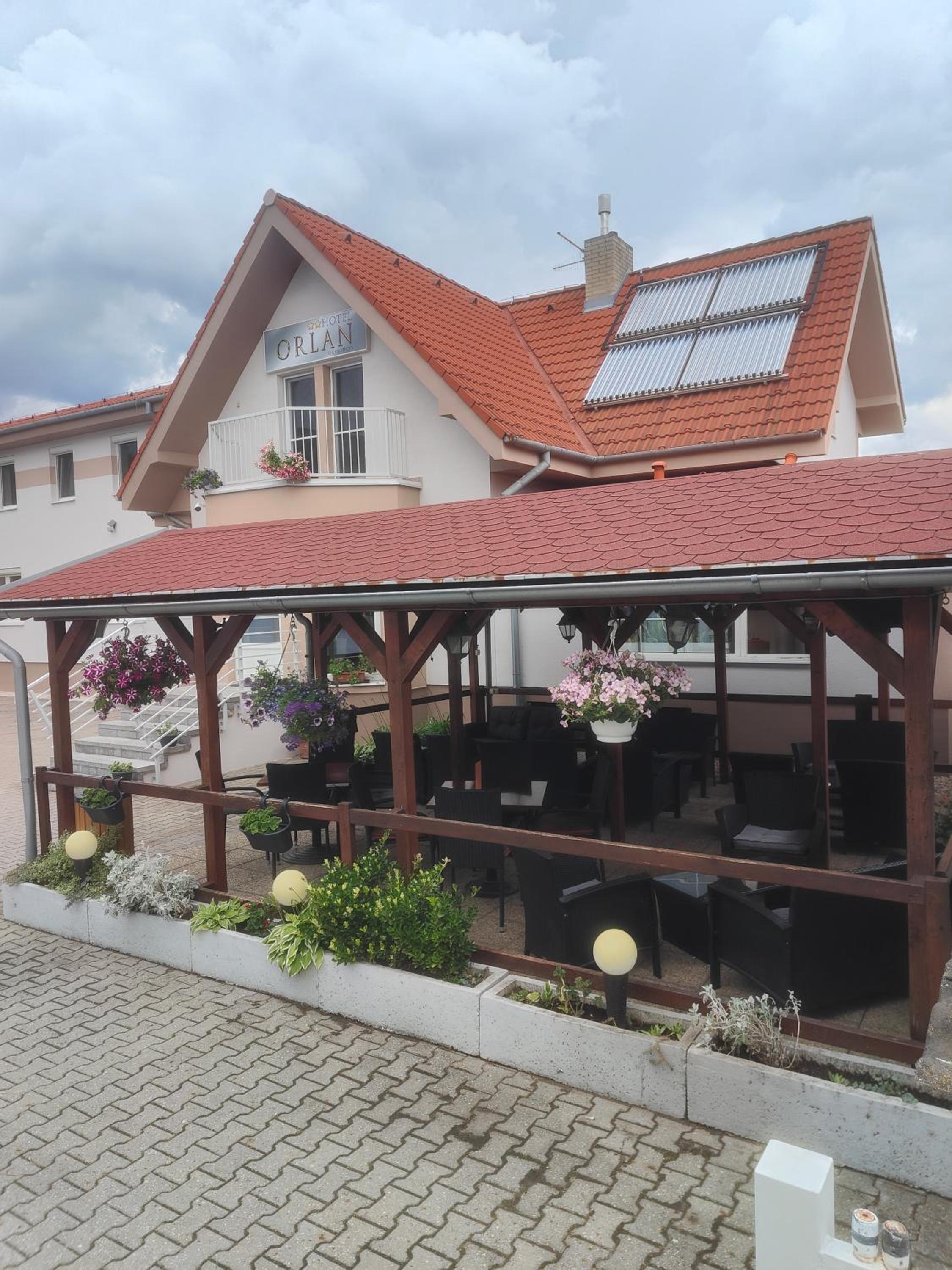 Milano - Bratislava - Hotel Orlan