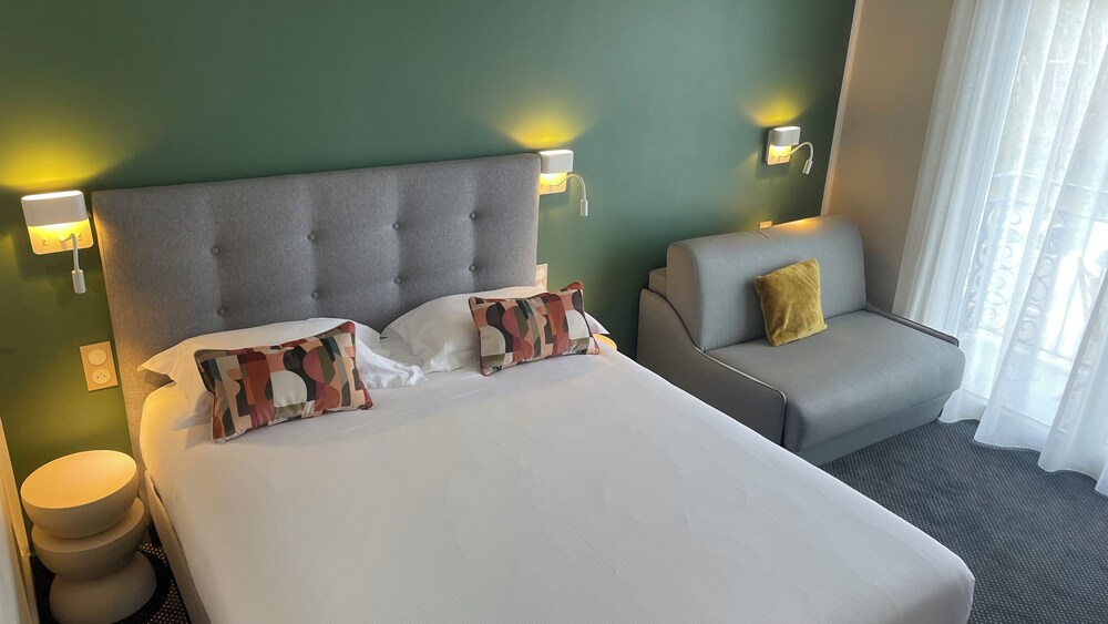 Bourg-en-Bresse - Cit'Hotel Logis De Brou, Bourg en Bresse