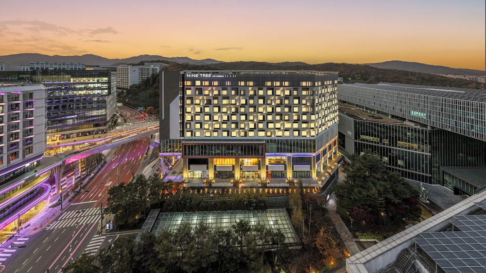 Nine Tree by Parnas Seoul Pangyo