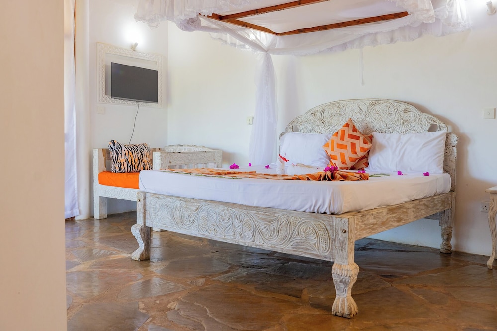 Bari - Malindi - Silver Rock Boutique Resort by Mokawa - Hotel & Apartments
