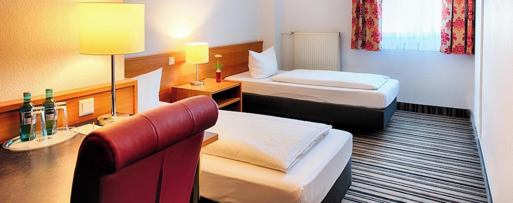 Napoli - Stoccarda - ACHAT Hotel Stuttgart Zuffenhausen