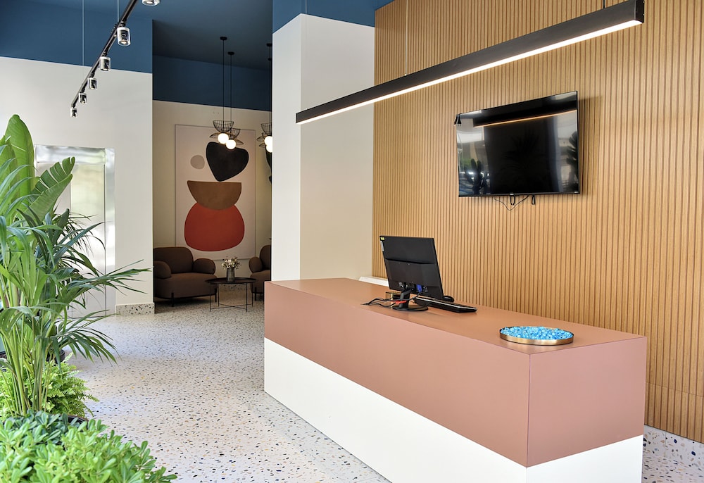 Bologna - Valona - Rich Boutique Hotel