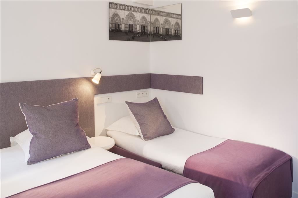 Dreibettzimmer