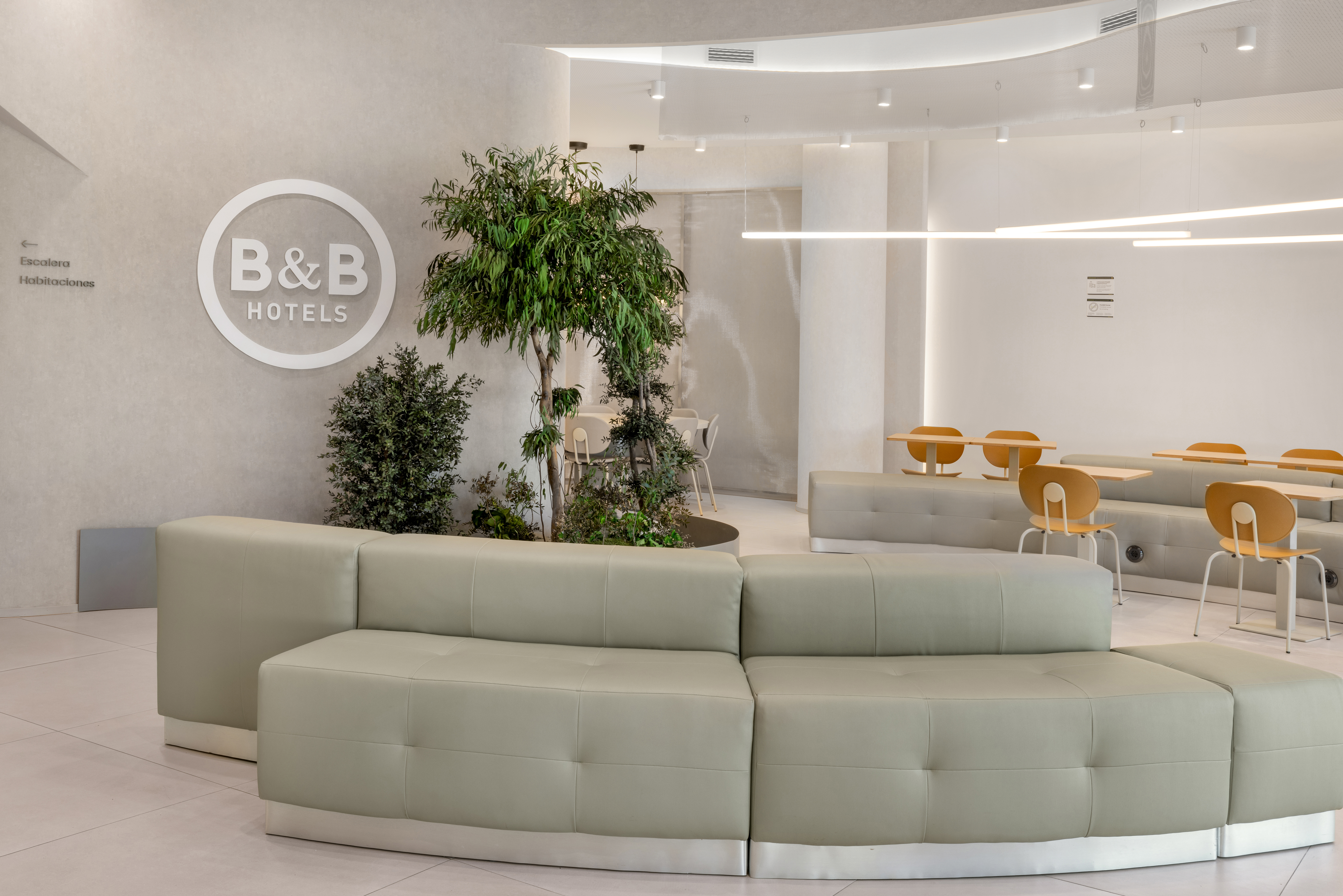 Hamburg - Lerida - B&B HOTEL Lleida