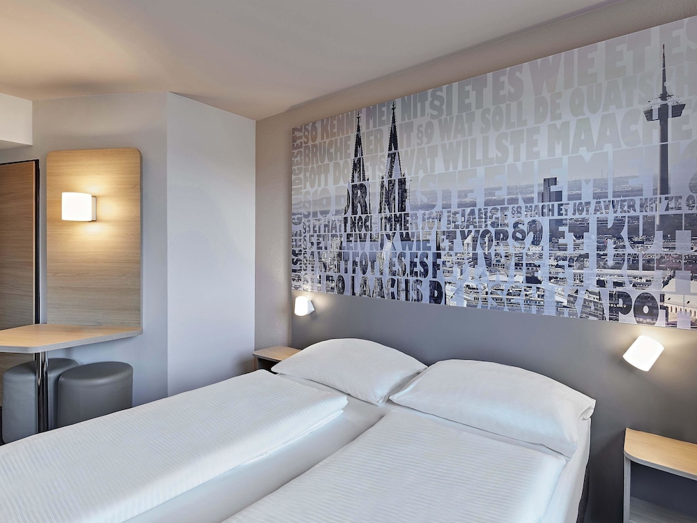 Stockholm - Köln - B&B Hotel Köln-West