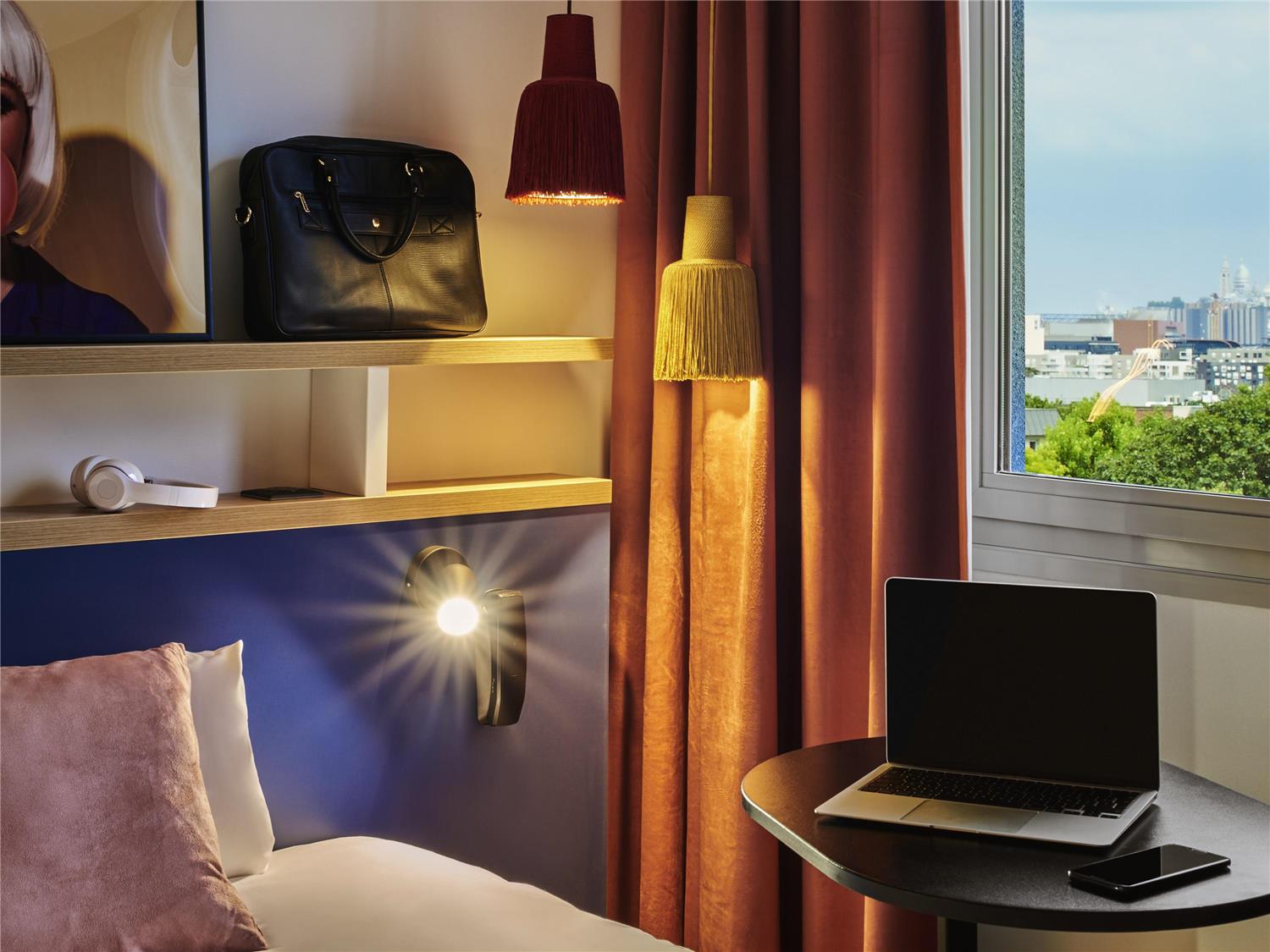 Standard twin room