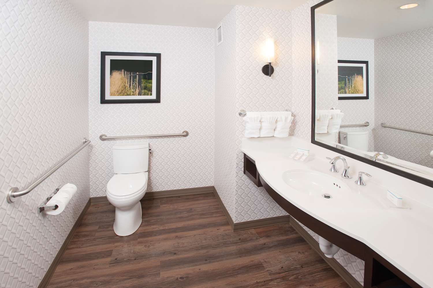 1 bedroom suite
