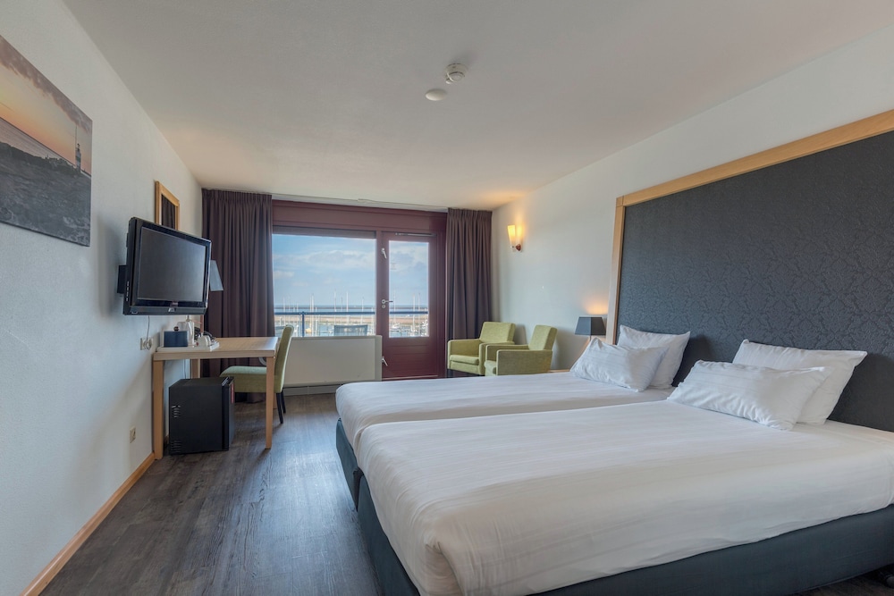 Wijk aan Zee - Leonardo Hotel IJmuiden Seaport Beach