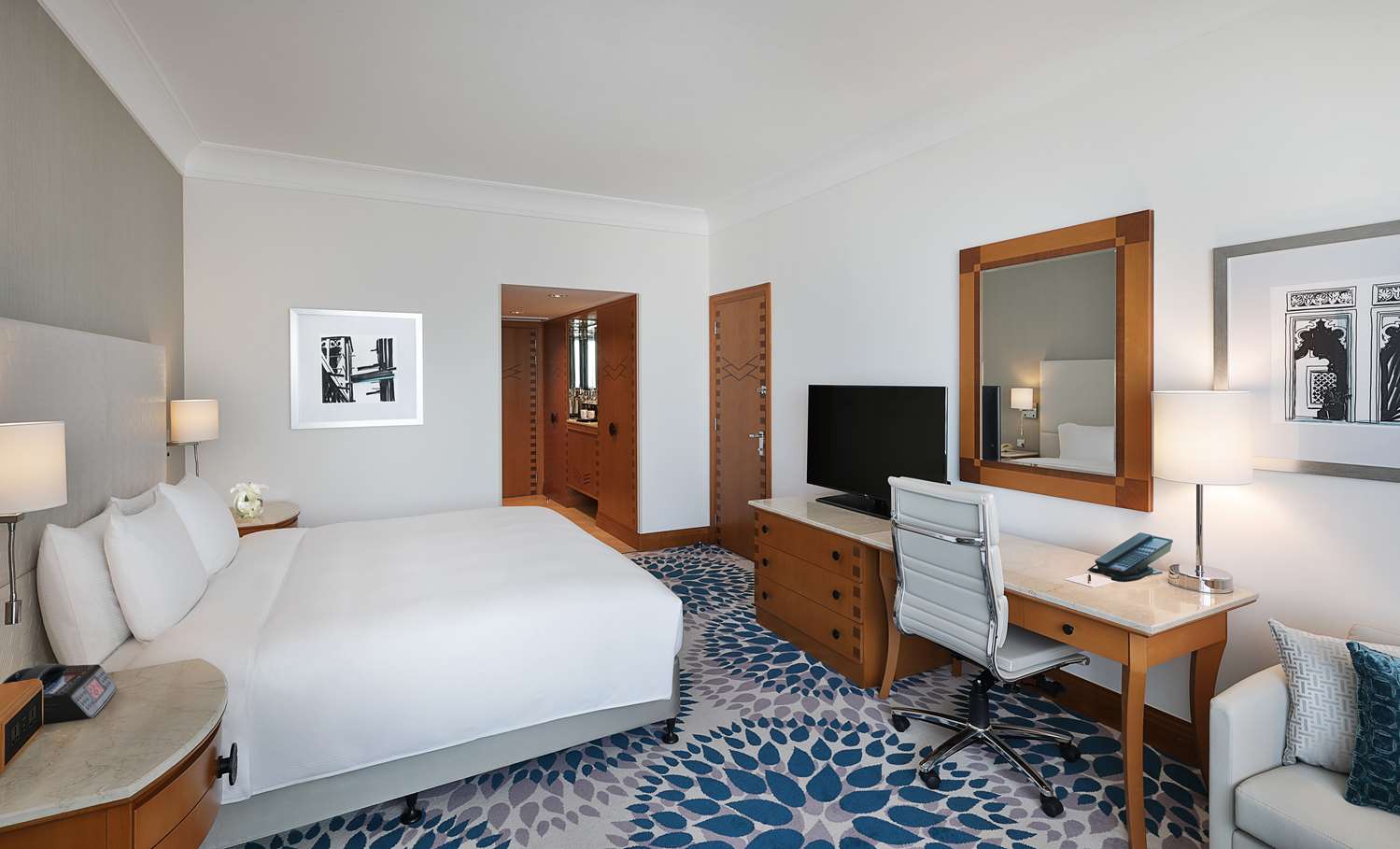 Deluxe room with sea view