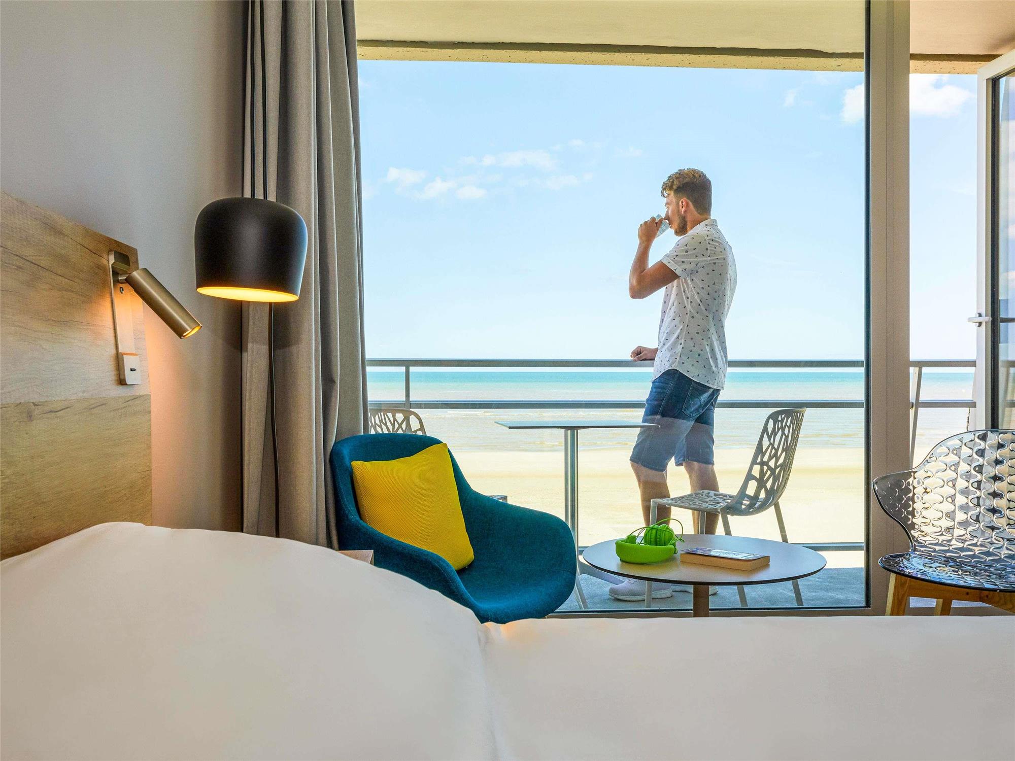 Habitación doble, vistas al mar, balcón