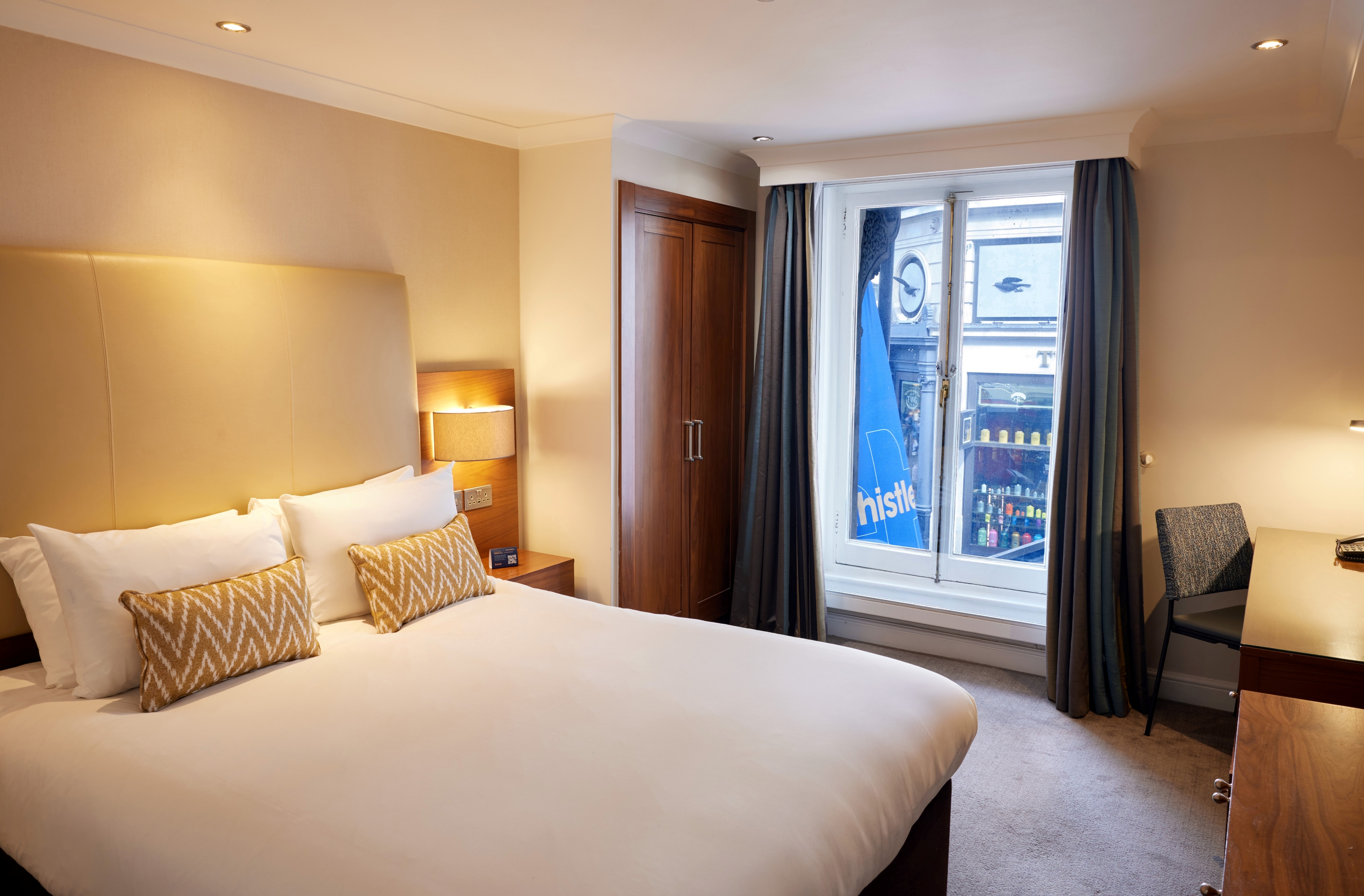 Standard double room 