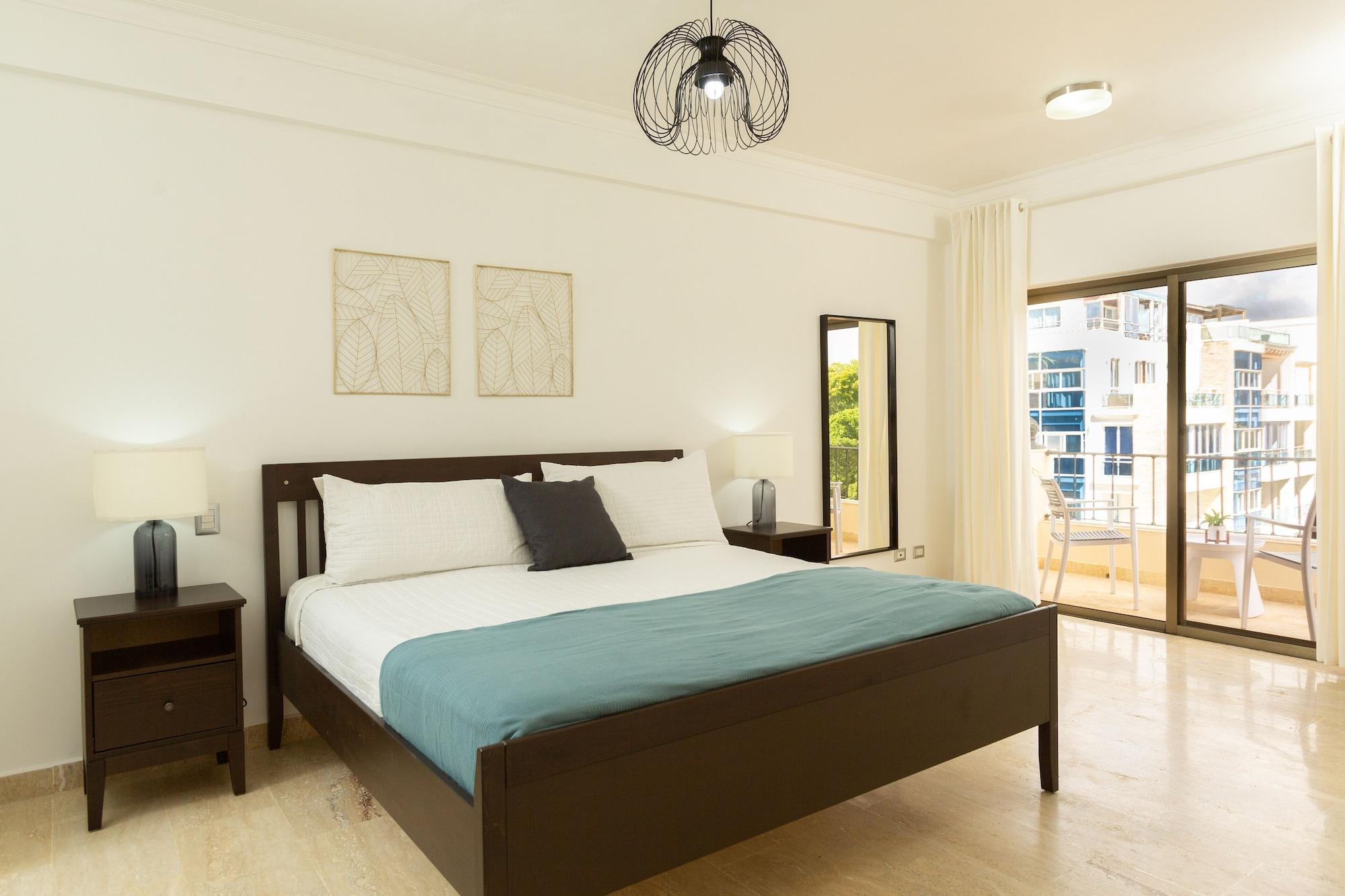 Grand Laguna Beach Properties by Caribe Stays