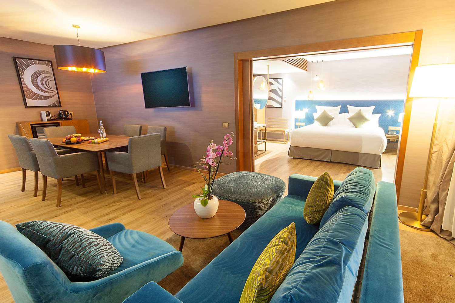 Premium suite