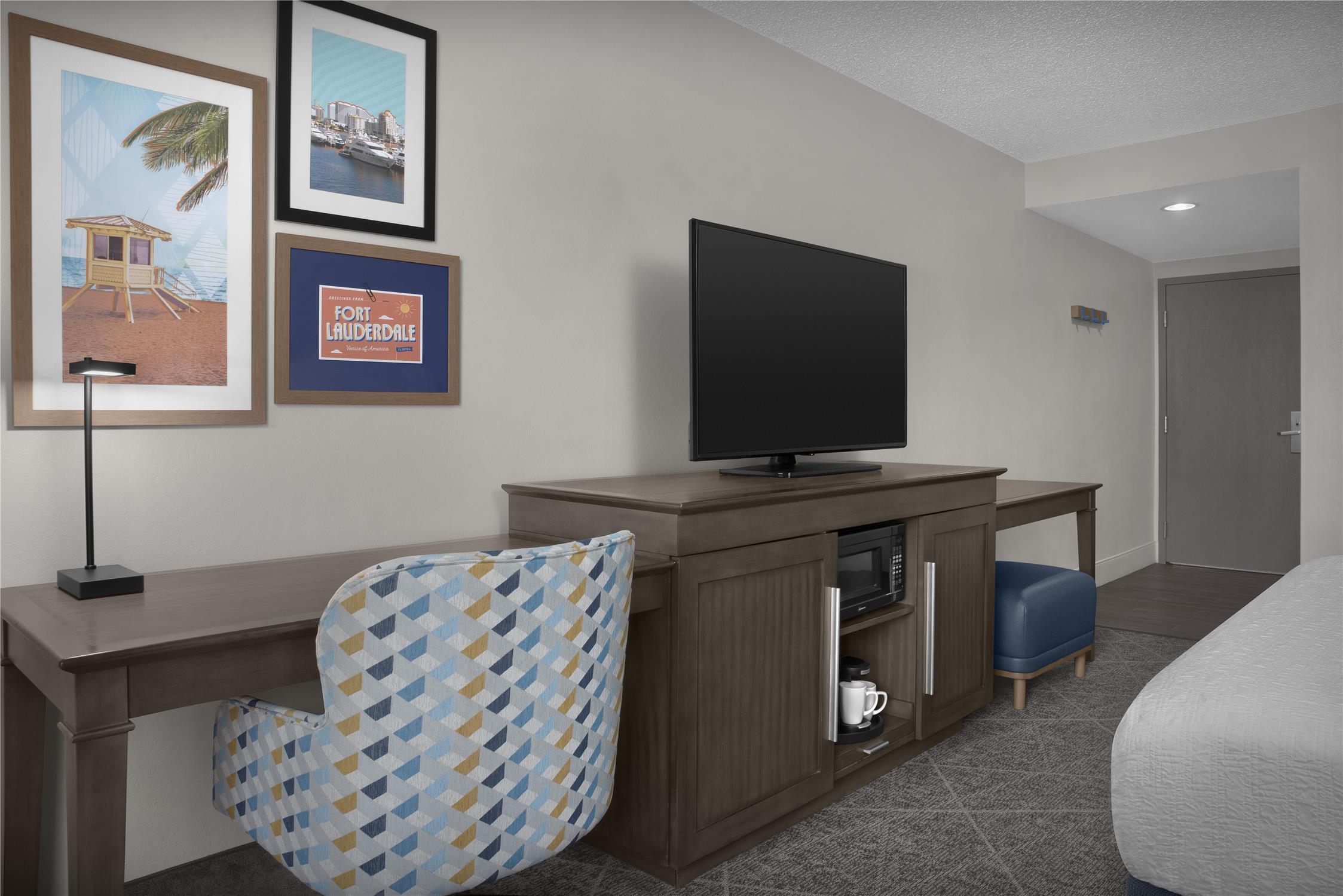Non-smoking deluxe room