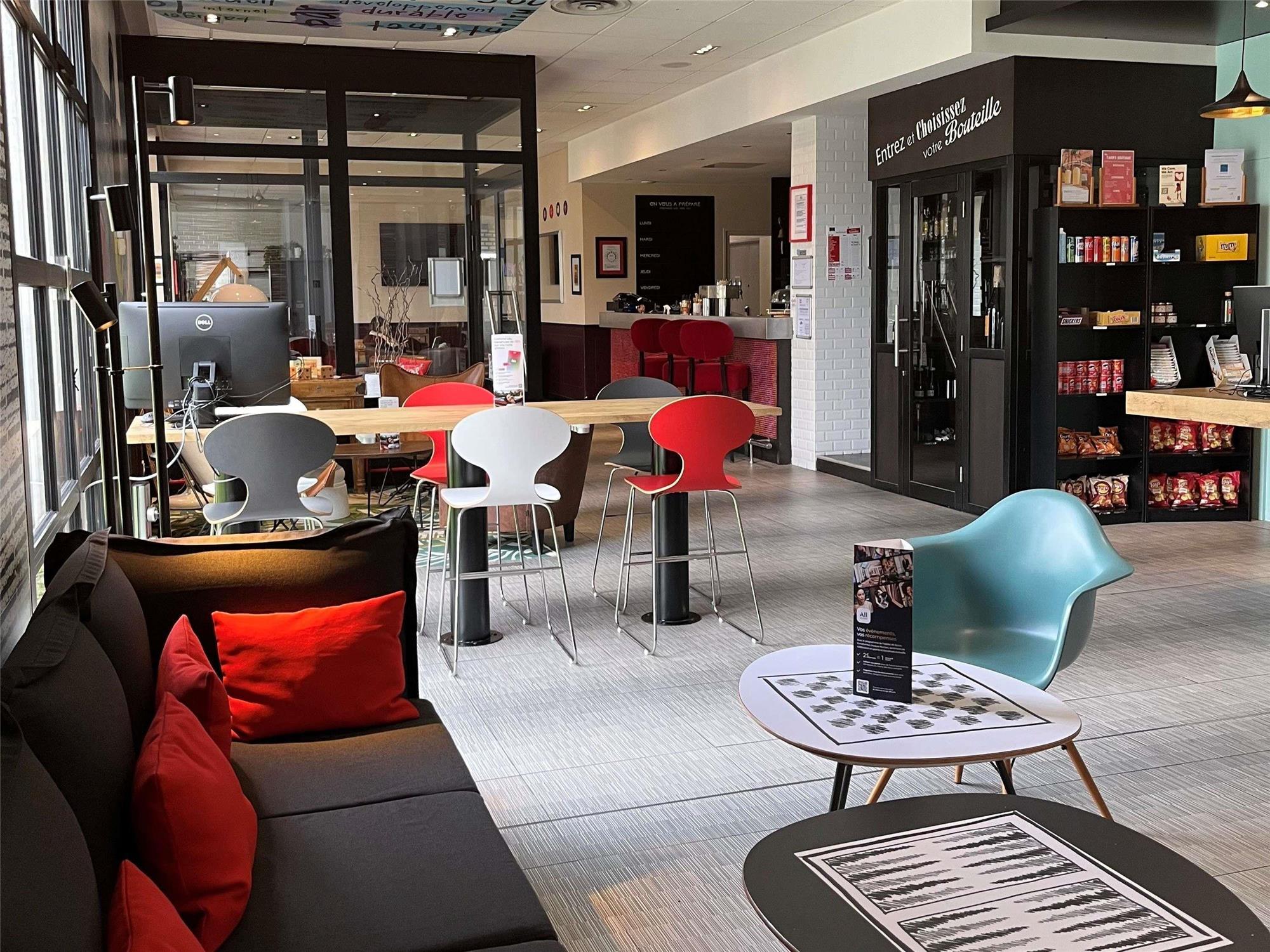 Hamburg - Paris Charles de Gaulle - Ibis Paris Nord Villepinte Parc des Expositions