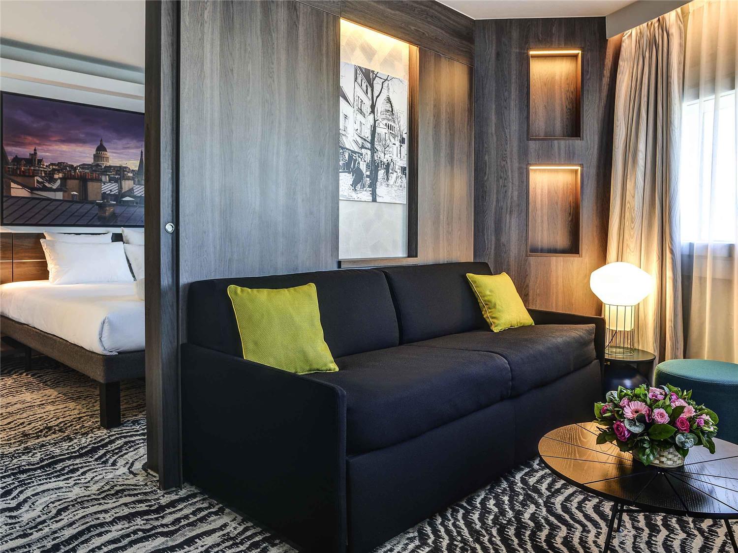 Suite with view