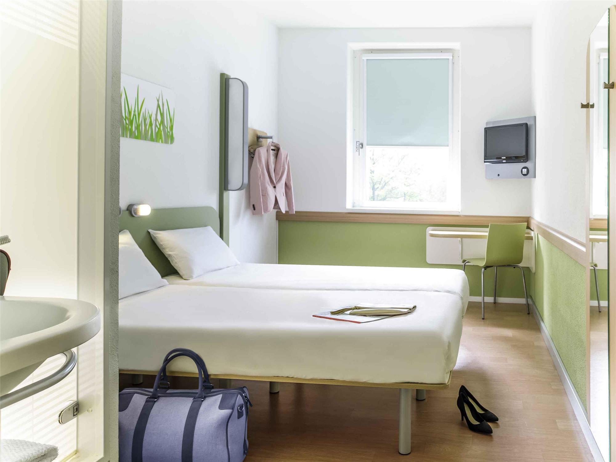 Zweibettzimmer