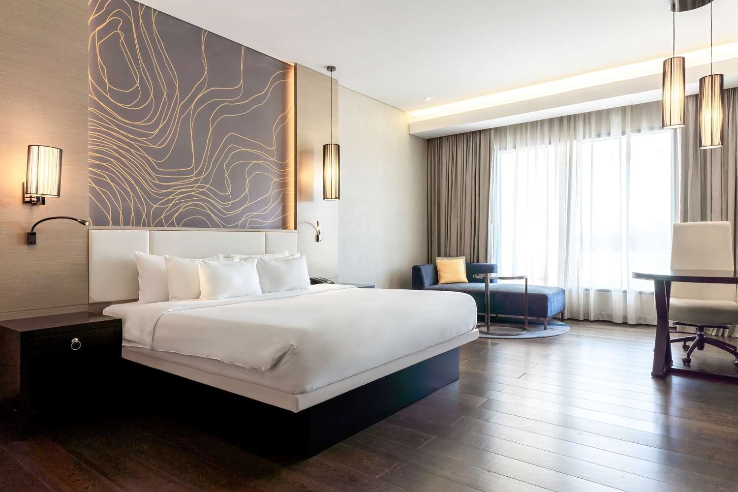 Collection superior room-pool view