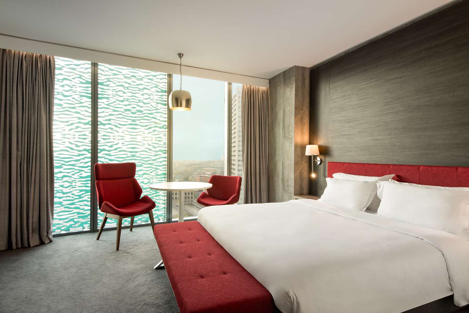 Superior room with city view