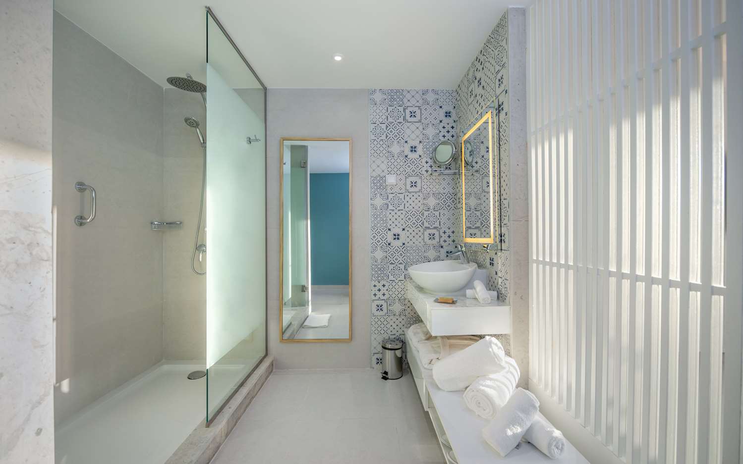 1 bedroom suite